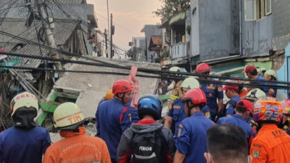 Bangunan Ambruk di Johar Baru, Diduga akibat Konstruksinya Rapuh, 1 Orang Tewas