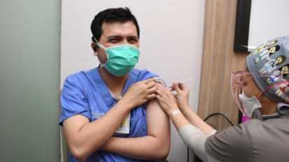 IDI Dukung Pemberian Vaksin Covid-19 Booster Kedua Bagi Tenaga Kesehatan