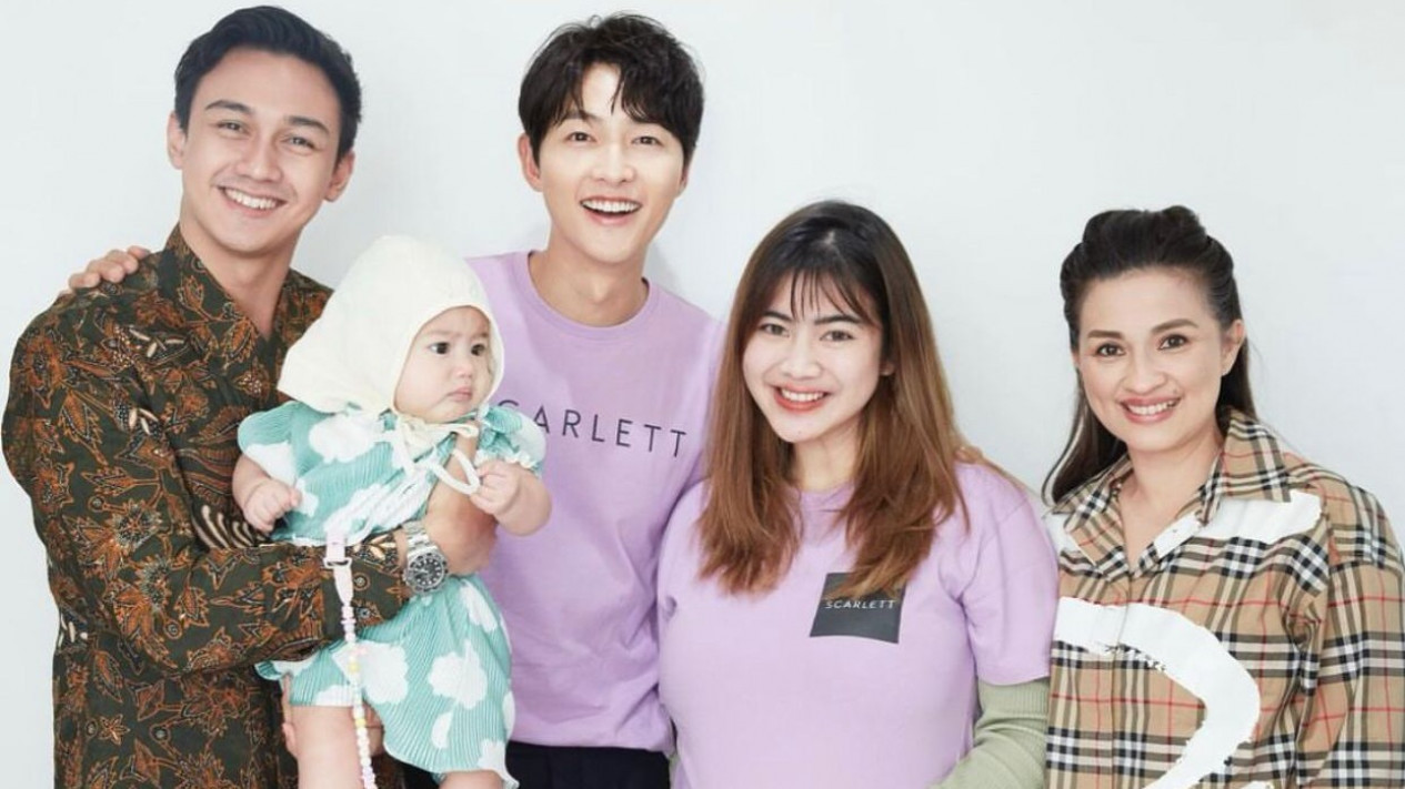 Bikin Iri, Baby Bump Felicya Angelista Dielus Aktor Korea Song Joong Ki
            - galeri foto