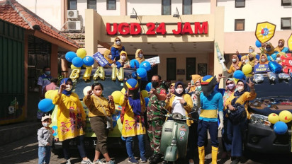 Selamatkan Anak dari Ancaman Penyakit, Nakes di Gresik Keliling Kampung Ajak Imunisasi