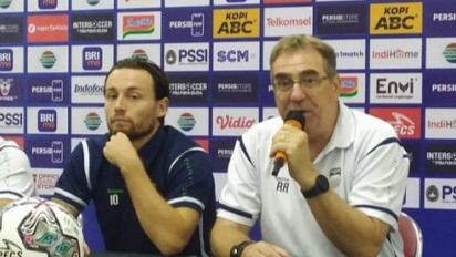 Persib Bandung Dikalahkan Madura United dengan Skor 1-3, Robert Alberts Kecewa