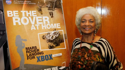 Nichelle Nichols "Star Trek" Tutup Usia