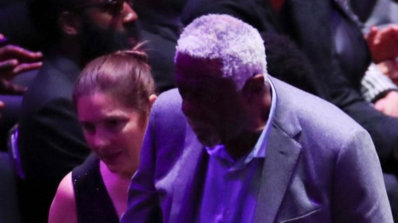 NBA Legenda Bill Russell Tutup Usia
            - galeri foto