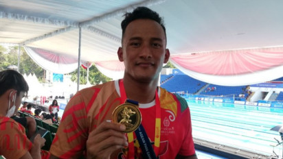 Debutan Rino Persembahkan Emas Para Renang APG untuk Ibu Tercinta