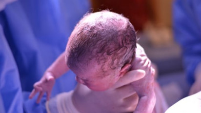 Leher Bayi Ini Dipotong setelah Dipaksa Lahiran Normal di RSUD Jombang, Orang Tua Minta RS Tanggung Jawab