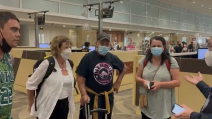 Terkuak! Identitas Vlogger Asal Jerman Penulis Artikel Antrean Turis Terjebak di Bandara Bali, Imigrasi Ungkap Fakta: Dia Dengar dari Orang Lain