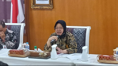 Bansos Beras Presiden Dikubur di Depok, Mensos Risma: Barangnya Kehujanan