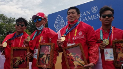 Kompak, Kuartet Renang Persembahkan Emas Nomor Estafet APG