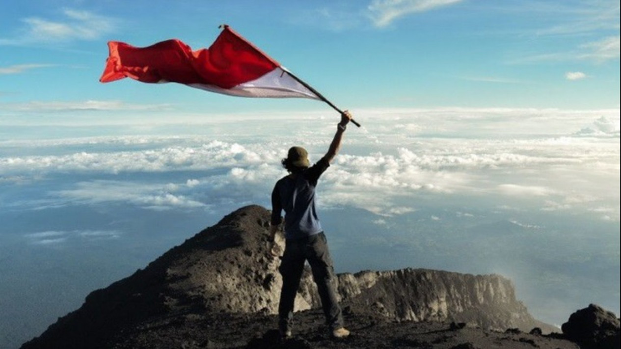 Rayakan 17 Agustus-an, Ini Rekomendasi Lima Gunung yang Bisa Didaki
            - galeri foto