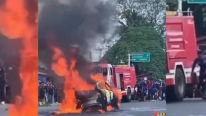 Usai Isi Bahan Bakar, Tiba-tiba Ada Percikan Api Hingga Menghanguskan Satu Unit Mobil di Palembang