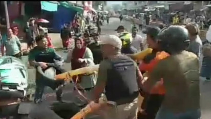 Buka Paksa Penutupan Akses Jalan Pasar Serasi Kotamobagu, Ratusan Pedagang Terlibat Bentrok dengan Satpol PP