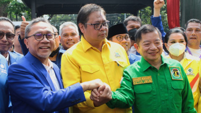 Rombongan KIB Tiba di KPU, Bawa Reog Ponorogo dan Sejumlah Artis