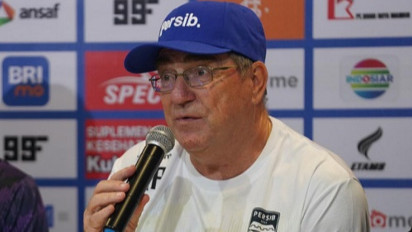 Robert Alberts Mundur dari Jabatan Pelatih Kepala Persib Bandung