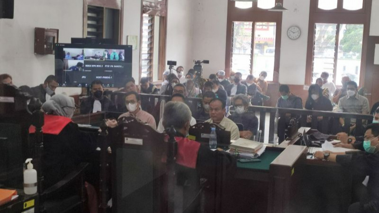 Saksi Sebut DPUPR Bogor Jadi Sasaran Pemerasan Auditor BPK
            - galeri foto
