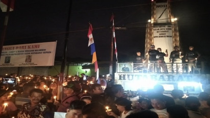 Aksi 1000 Lilin di Tugu Hutabarat Tapteng, Desak Kapolri Tuntaskan Kasus Brigadir J