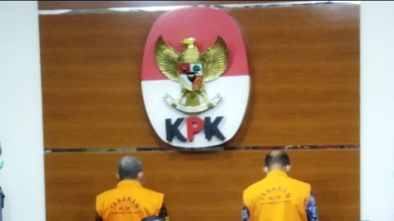 Bupati Pemalang Diduga Terima Uang Suap Sebesar Rp6,1 Miliar
            - galeri foto