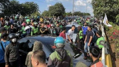 Inilah Kronologi Kecelakaan Mercy, Bmw dan Avanza di Fly Over Tebet Jakarta Selatan
