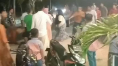 Viral, Seorang Perempuan di Sampang, Madura, Dikeroyok oleh Empat Perempuan, Ini Penyebabnya