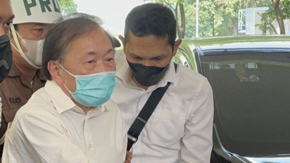 Tersangka Kasus Korupsi Senilai Rp78 Triliun Surya Darmadi Tiba di Kejaksaan Agung