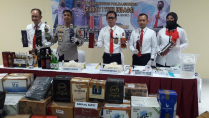 Tipit Indagsi Ditreskrimsus Polda Sumsel Bongkar Pedagangan Miras Online
