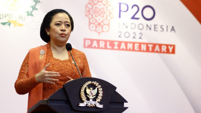 Puan Maharani Gelorakan Semangat Kemerdekaan ke-77 RI Lewat Kebaya dan Batik