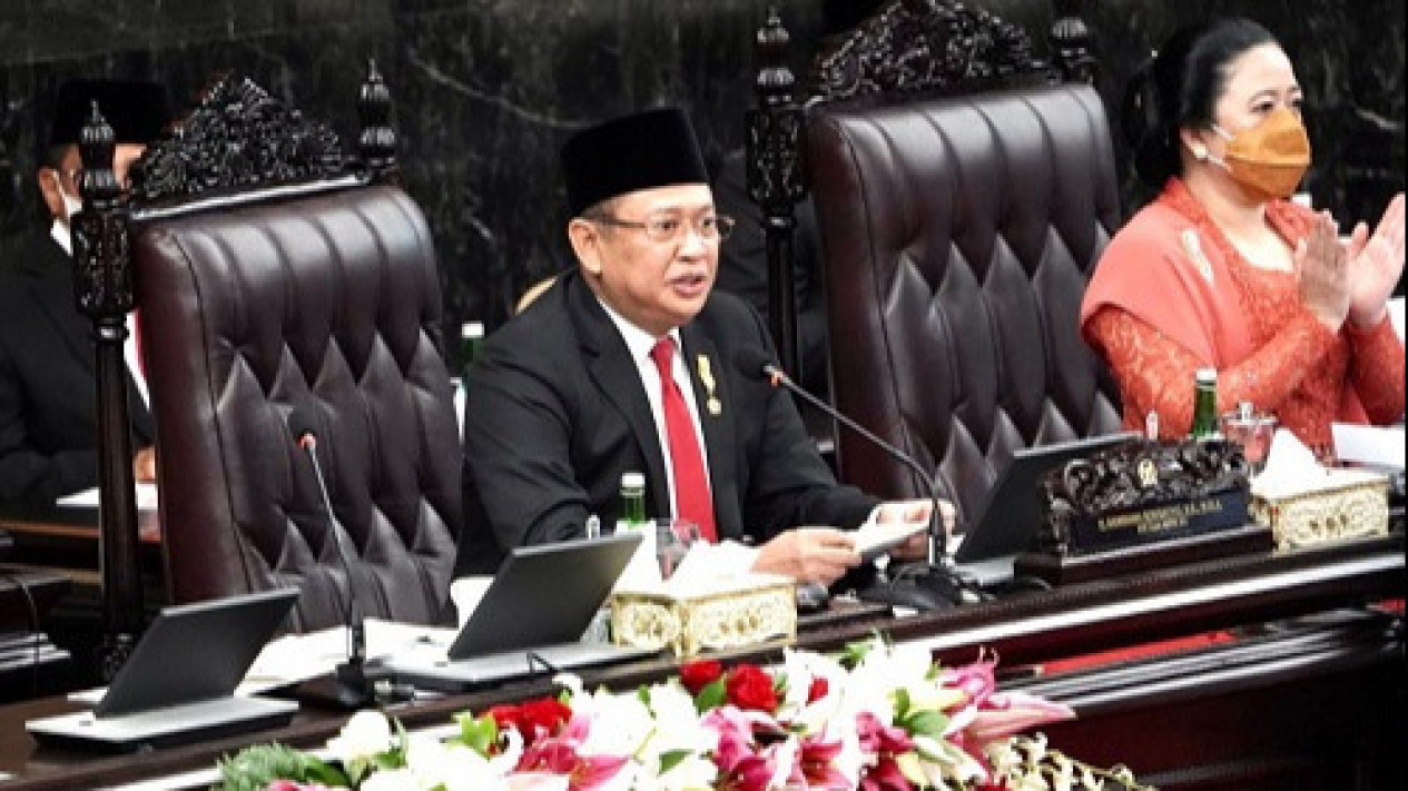 Presiden Joko Widodo Apresiasi MPR yang Telah Mengkaji Substansi dan Bentuk Hukum PPHN
            - galeri foto