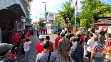 Pekik Merdeka Bergema dalam Upacara Bendera Warga Etnis Tionghwa di Kampung Tambak Bayan Surabaya