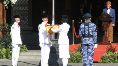 Gibran Rakabuming Minta Maaf, Pengibaran Bendera Merah Putih Gagal Dilakukan Di Solo Saat Upacara HUT ke-77 RI: Adik-Adik Telah Bekerja Keras