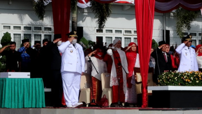 Bupati Tapsel: HUT Kemerdekaan Momentum untuk Bangkit