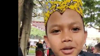 Sebelum Menyanyi ke Istana, Farel "Ojo Dibandingke" Sempat Jadi Pengamen Keliling