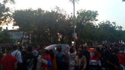 Upacara Penurunan Bendera, Duplikat Bendera Pusaka dan Naskah Proklamasi Dikembalikan ke Monas