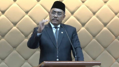 Komisi III DPR Minta Kapolri Pecat Polisi yang Terlibat Bisnis Judi Online