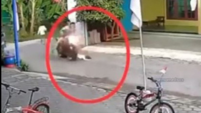 Detik-detik Seorang Bocah Terlindas Pengendara Sepeda Motor di Semarang, Peristiwanya Terekam CCTV