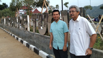 Profil Hermanto Dardak, Ayah Emil Dardak yang Meninggal dalam Kecelakaan di Tol Pemalang-Batang