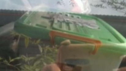 Mayat dalam Boks Kontainer Plastik di Kali Bayur Tangerang Kakinya Terikat Tali Tambang 