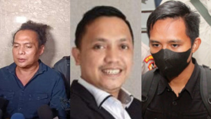 Deolipa Yumara Menekan Ronny Talapessy Meminta Maaf Kepadanya Sambil Sebut Nama Arteria Dahlan, Ada Apa?