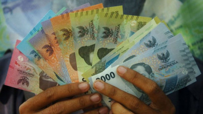 Rupiah Awal Pekan Melemah Dibayangi Sentimen The Fed