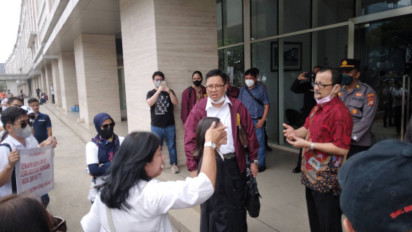 Ratusan Korban Investasi "Robot Trading" NET89 Mengamuk Tuntut Pengembalian Dana