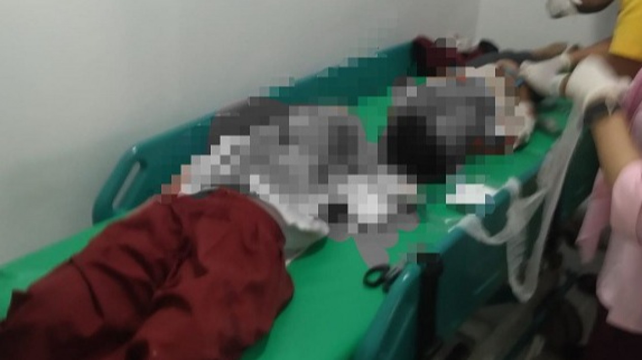 Nahas! Saat sedang Jajan, 8 Siswa SD di Garut Ditabrak Angkot
            - galeri foto