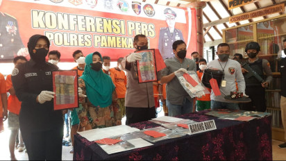 Polres Pamekasan, Madura, Amankan 16 Pelaku Judi Slot di Sejumlah Cafe