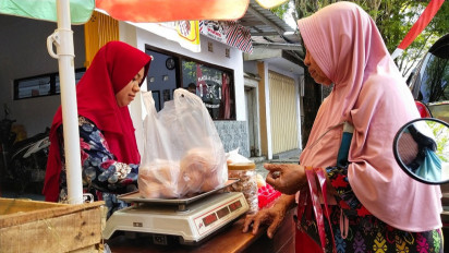 Pasokan Berkurang, Harga Telur Ayam di Lumajang Tembus 31 Ribu Rupiah Per Kg