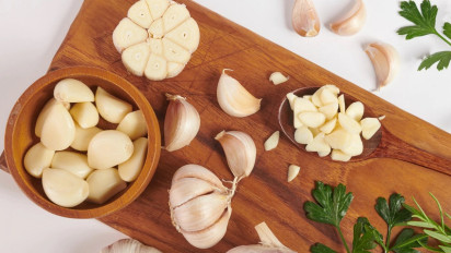 11 Manfaat Bawang Putih, Dari Mencegah Penuaan Pada Wanita hingga Meningkatkan Kesuburan Pria