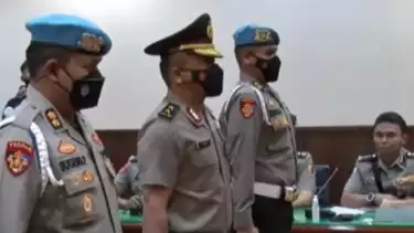 Irjen Ferdy Sambo (tengah) Saat Sidang Kode Etik di Mabes Polri, Kamis (25/08/2022)