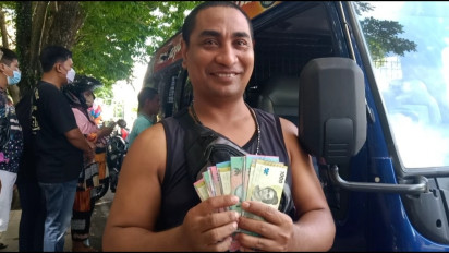 Tujuh Mata Uang Kertas Emisi Baru di Buru Warga Ternate