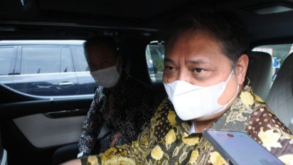 Kebijakan Baru Harga BBM Bersubsidi, Airlangga: Bantuan Sosialnya Diminta Untuk Diperdalam