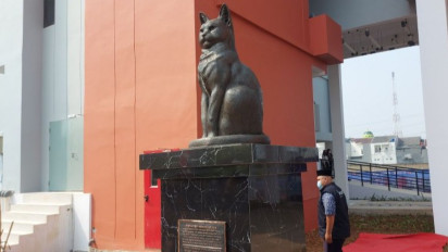 Warga eks Bukit Duri Kenang Penggusuran Bangun Patung Kucing Bernama Libi di Kampung Susun Produktif Tumbuh Cakung