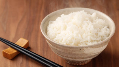 Nasi Putih Hangat Tidak Sehat Untuk Penyintas Diabetes, Mitos atau Fakta?