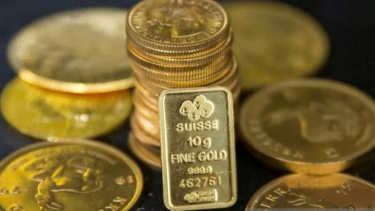 Emas Anjlok 21,60 Dolar AS, Pidato Powell Tunjukkan Pengetatan Agresif
            - galeri foto