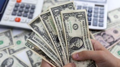 Dolar AS Terangkat Setelah Powel Indikasikan Lebih Banyak Kenaikan Suku Bunga Untuk Jinakkan Inflasi