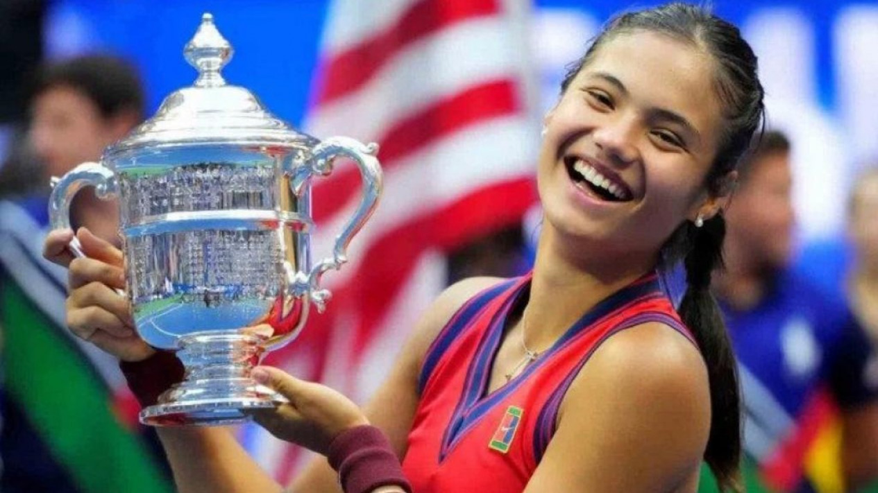 Menangis Saat Latihan, Emma Raducanu Abaikan Cedera Demi Pertahankan Gelar Juara US Open
            - galeri foto